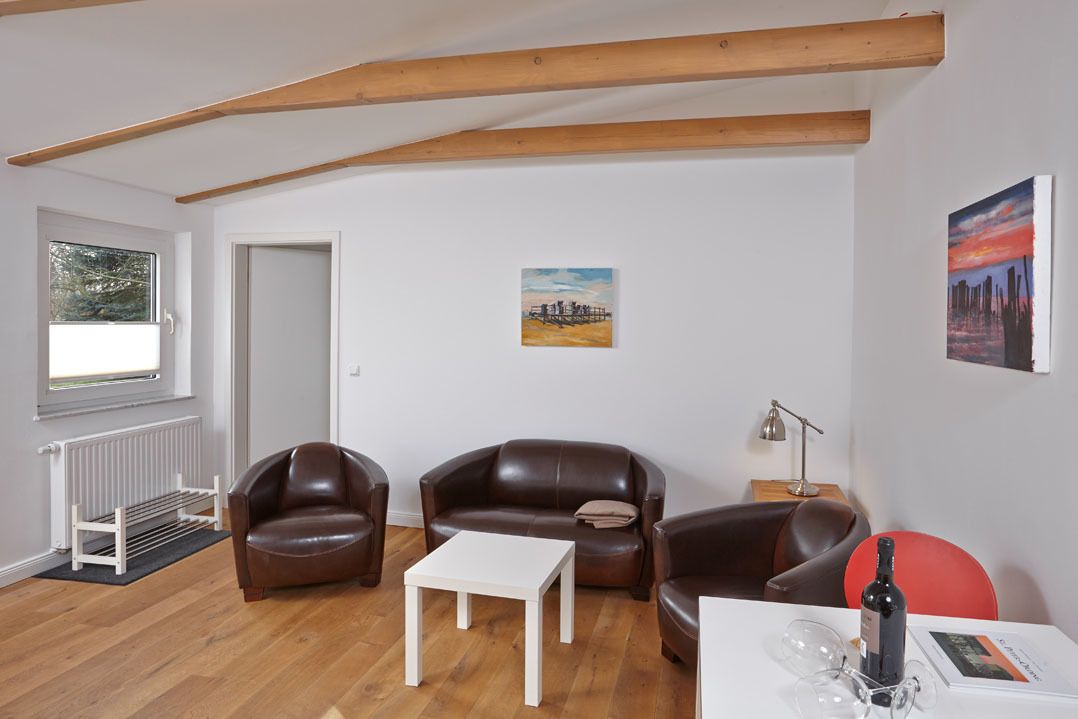 บ้านพัก (A) | ห้องนั่งเล่น | ทีวีจอแอลอีดี, เครื่องเล่นดีวีดี