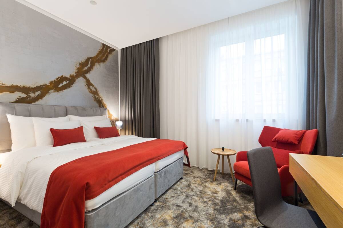 Colchones con efecto memoria y minibar 