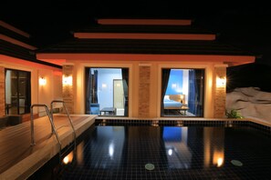 Outdoor pool - Baan Oshi Beach (Sam Roi Yot)