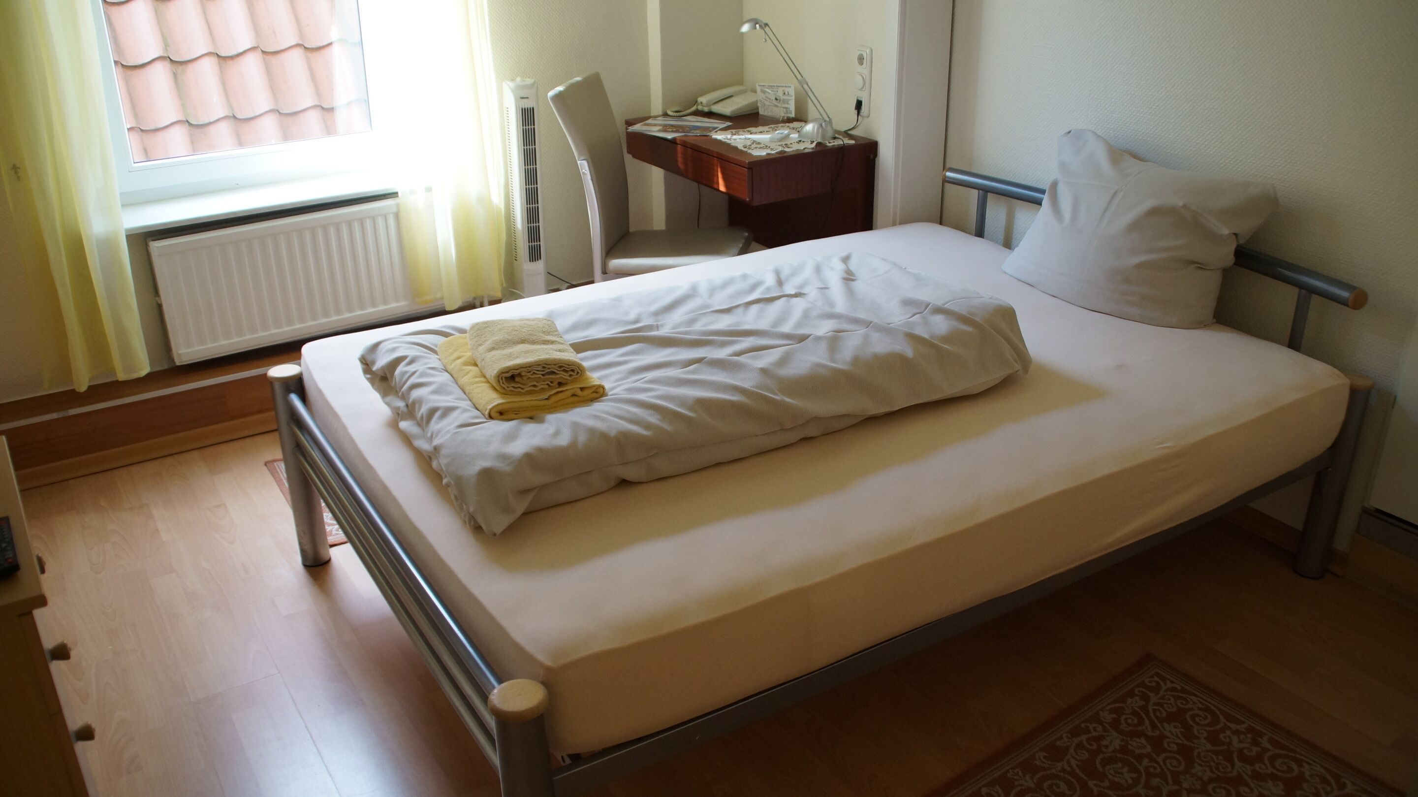 single room, private bathroom | 1 bedroom