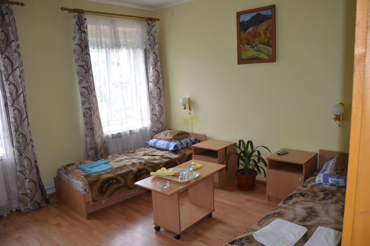Standard Twin Room | Free WiFi, bed sheets