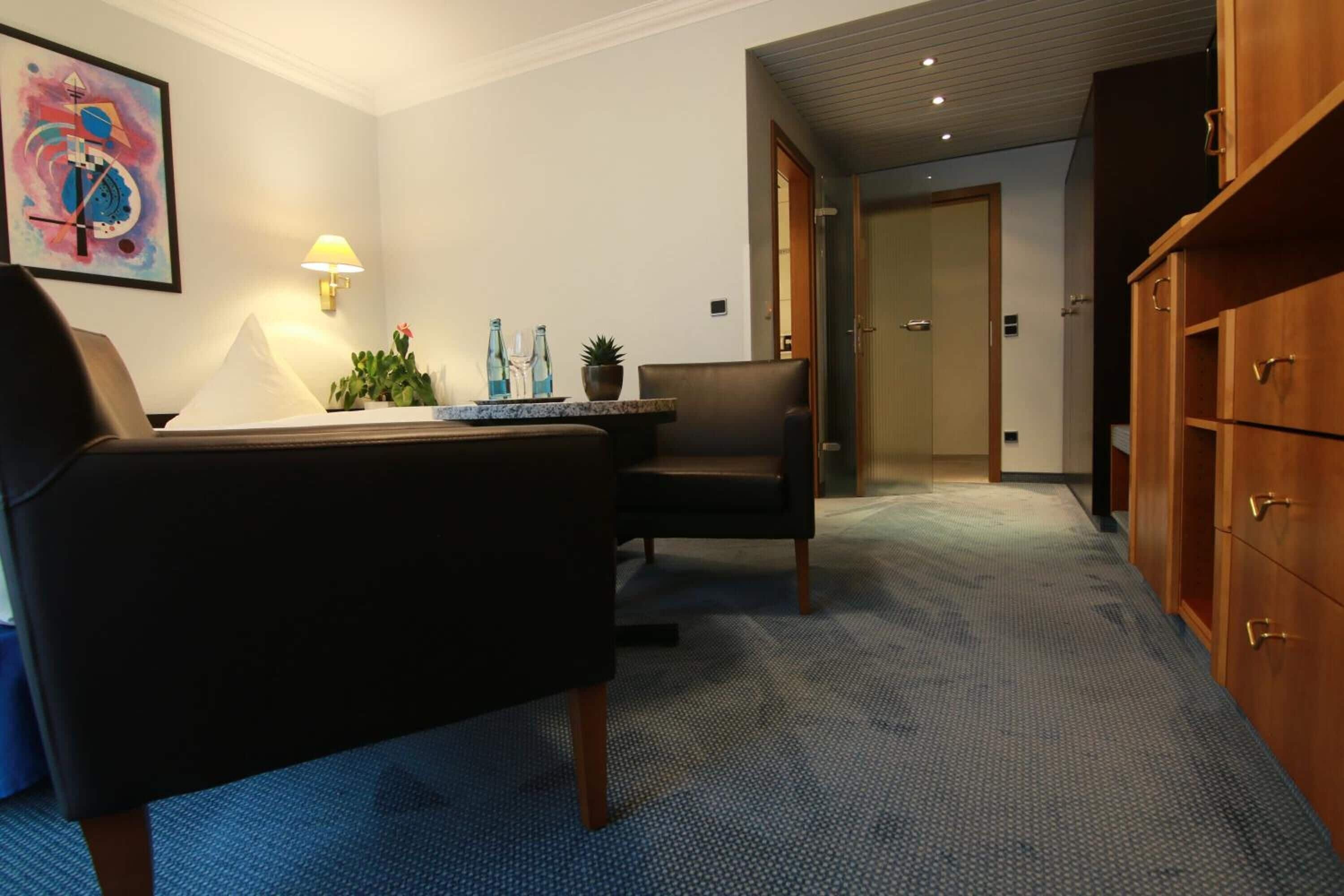 42-inch flat-screen tv with satellite channels