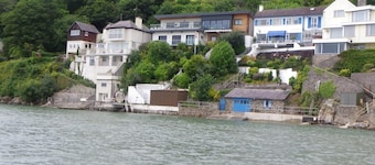 Monravon Guest House