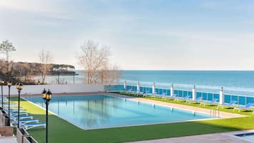 Room, 1 Double Bed, Non Smoking, Sea View | Pool | Indoor pool, outdoor pool, sun loungers