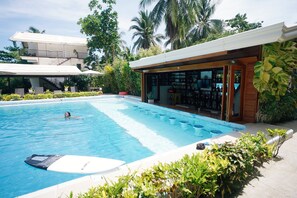 Exterior - Point 303 Resort (General Luna)