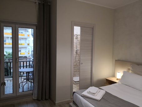 Memory foam beds, minibar, in-room safe, desk