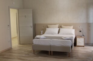 Colchones con efecto memoria y minibar 