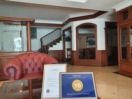 Luxury Penthouse, Multiple Beds, Sea View | Living area