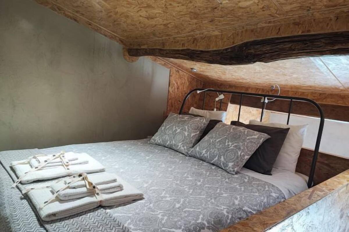 1 bedroom, premium bedding, in-room safe, individually decorated