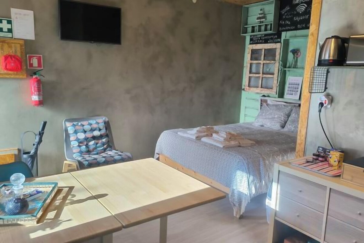 1 bedroom, premium bedding, in-room safe, soundproofing