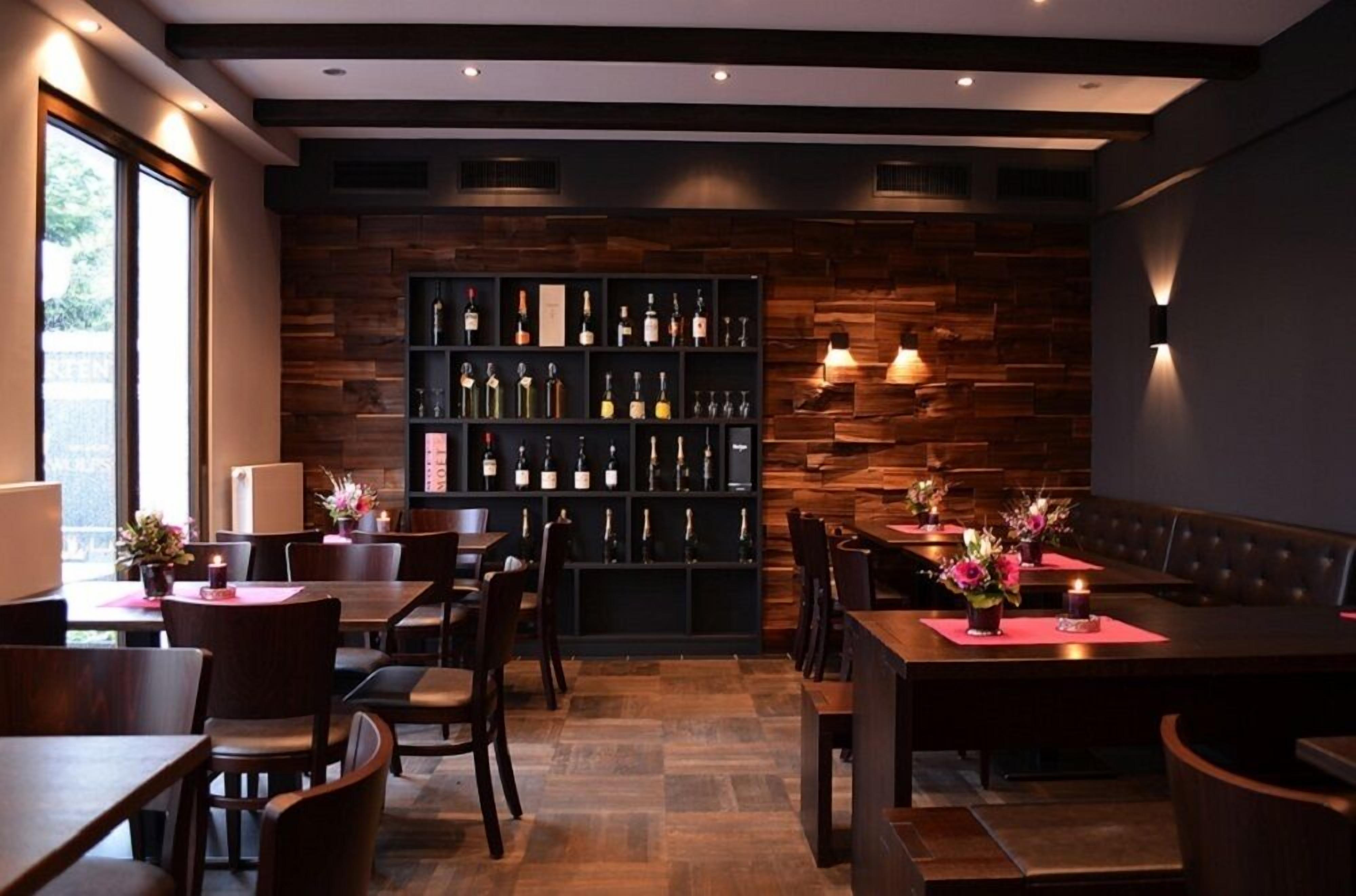 Frokostbuffé hver dag (EUR 12 per person)