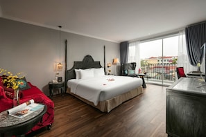 ジュニア ダブルルーム | ミニバー、セーフティボックス (室内)、デスク、防音設備