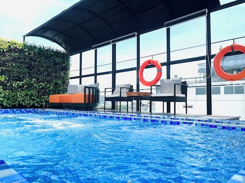 シャイニングセントラルホテル＆スパ