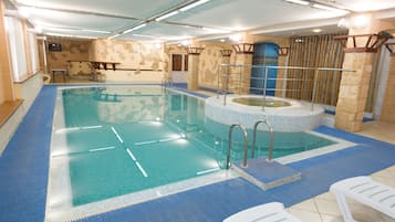Piscine couverte