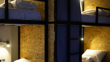 Insonorización, wifi gratis y ropa de cama