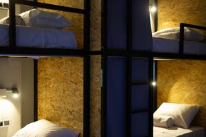 SystĂšme dâinsonorisation, accĂšs au Wi-Fi (inclus), literie fournie