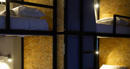 Bedway Athens Hostel