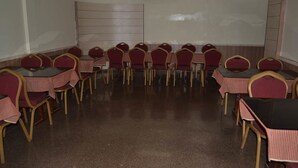 Dining - SHAKUNTALA PALACE (Puri)