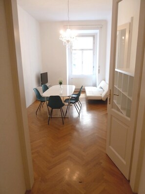 City Apartment, 2 Bedrooms (A26) | Living room