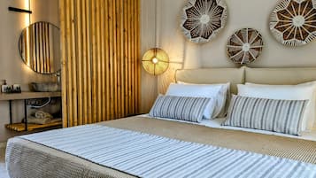 Chambre Double Classique, balcon | Coffres-forts dans les chambres, rideaux occultants, Wi-Fi gratuit