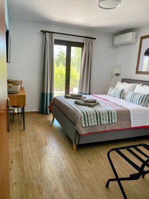 Comfort Suite, 1 Queen Bed