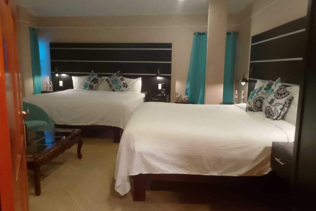 Eenvoudige tweepersoonskamer, toegankelijk voor mindervaliden | 1 slaapkamer, geluiddichte muren, gratis wifi, beddengoed