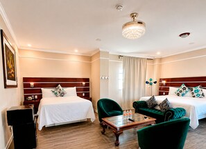 Family Quadruple Room, Refrigerator & Microwave | Premium bedding, down duvets, soundproofing, free WiFi - Hotel Cacaxtla Collection (Tetlatlahuca)