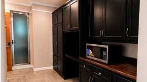 Superior Double Room, Jetted Tub, Mountain View