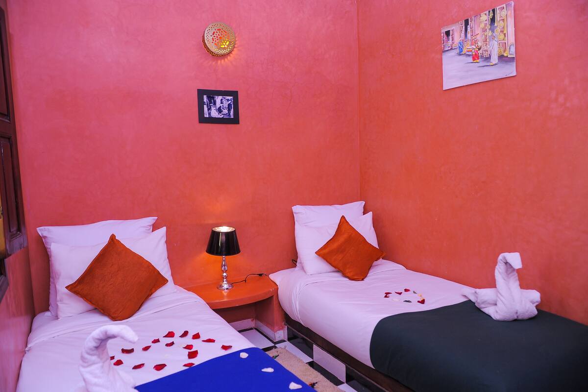 Twin Room, 2 Single Beds