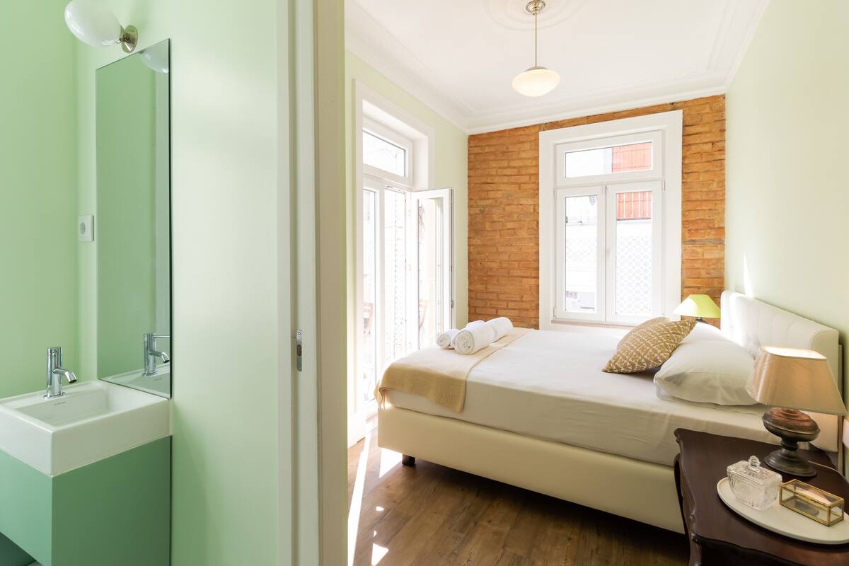 Deluxe Double or Twin Room, Balcony | View from room