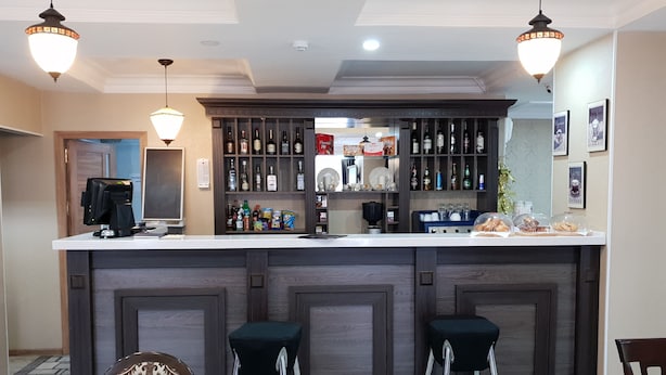 Bar (on property) - Hotel Tourist (Nur-Sultan)