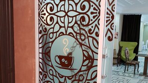 Restaurant - Hotel Tourist (Nur-Sultan)