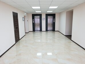 Lobby - Hotel Tourist (Nur-Sultan)