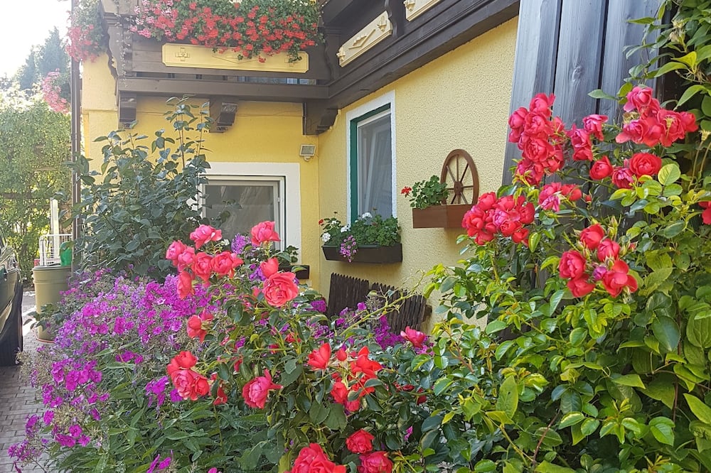 Pension Haus Rohrmoser