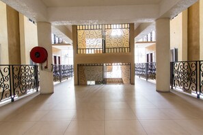 Interior - Kings Manor 06 by Pro Homes Jamaica (Kingston)