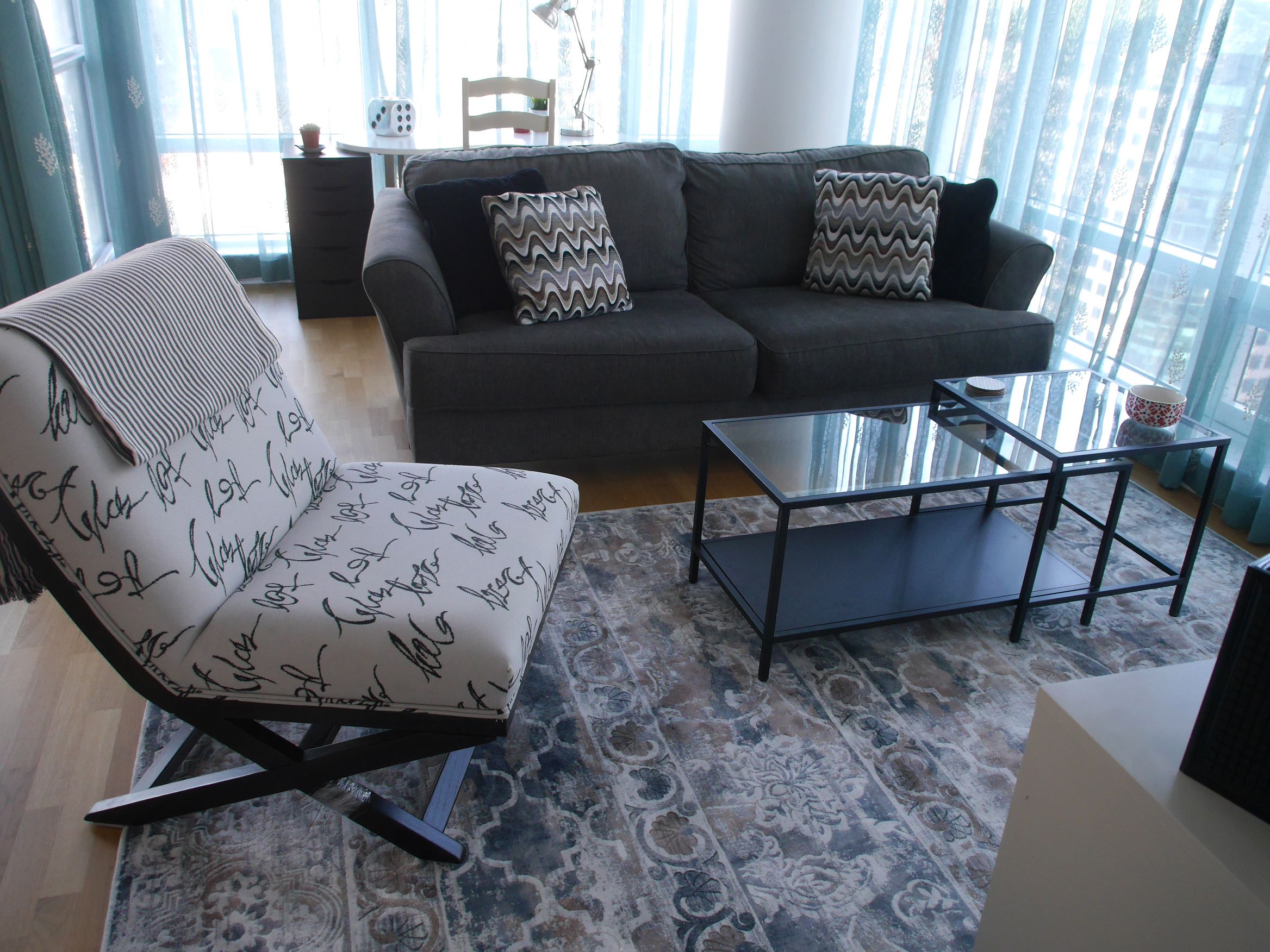Condo | Living room | Flat-screen TV