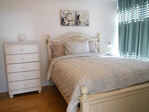 Condo | 2 chambres, fer et planche à repasser, accès au Wi-Fi (inclus)