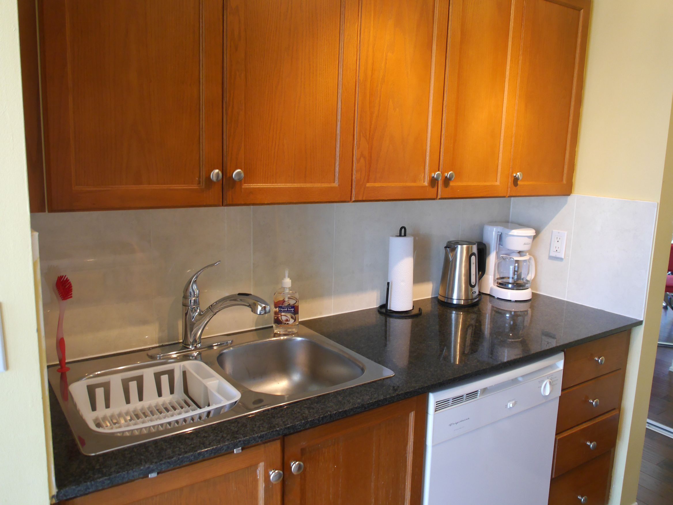 Kondominium, 1 Tempat Tidur Twin, Bebas Asap Rokok | Dapur pribadi | Lemari es besar, microwave, oven, dan kompor