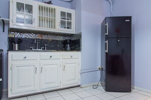 Apartment, 1 Queen-Bett und Schlafsofa, Nichtraucher | Eigene Küche | Großer Kühlschrank, Mikrowelle, Ofen, Kochgeschirr/Geschirr/Besteck