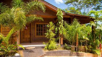 Bagian depan properti