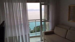 Unclassified image, 5 of 17, button - Porto Real Suites - Resort (Mangaratiba)