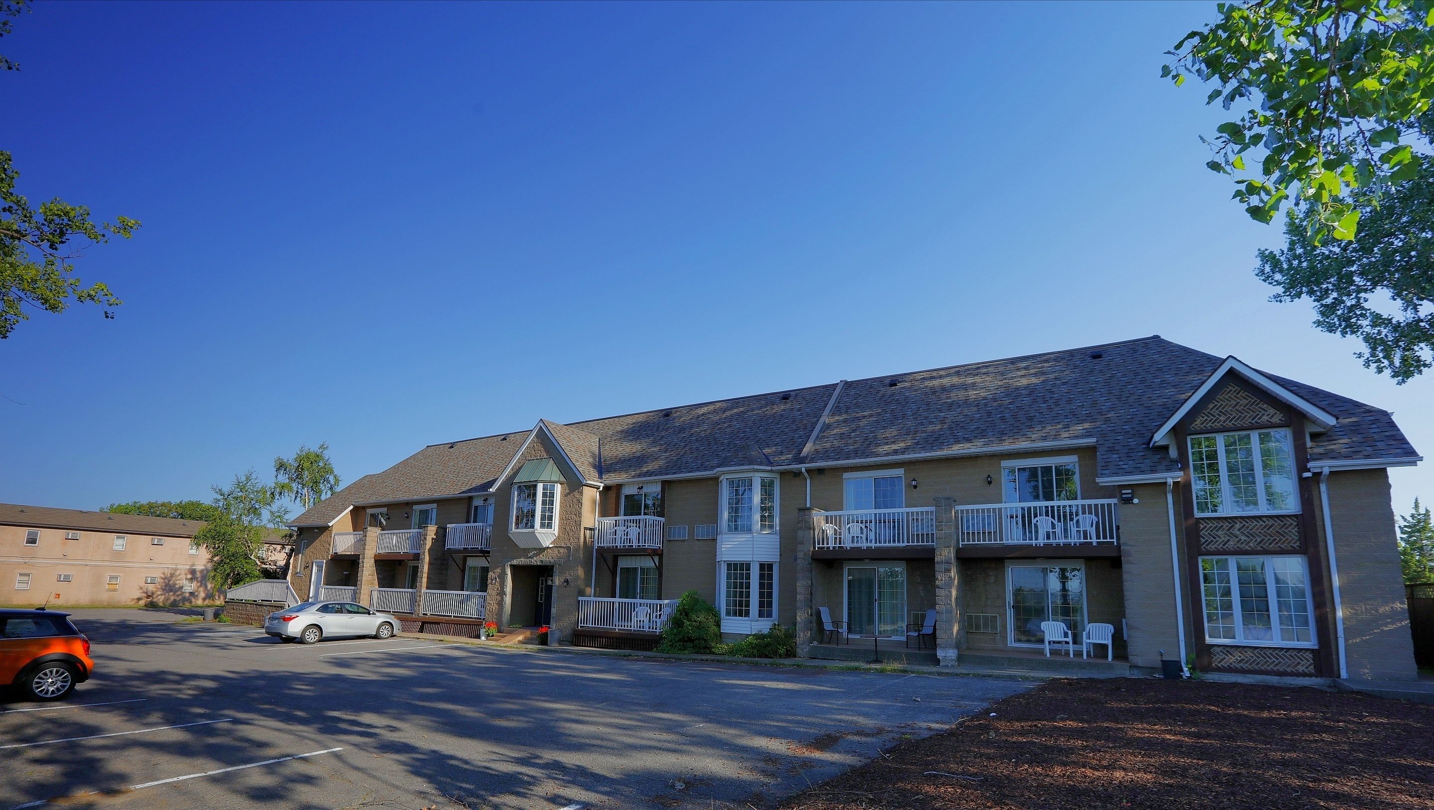 Foto - Fullerton Manor Inn