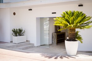 Entrada al alojamiento