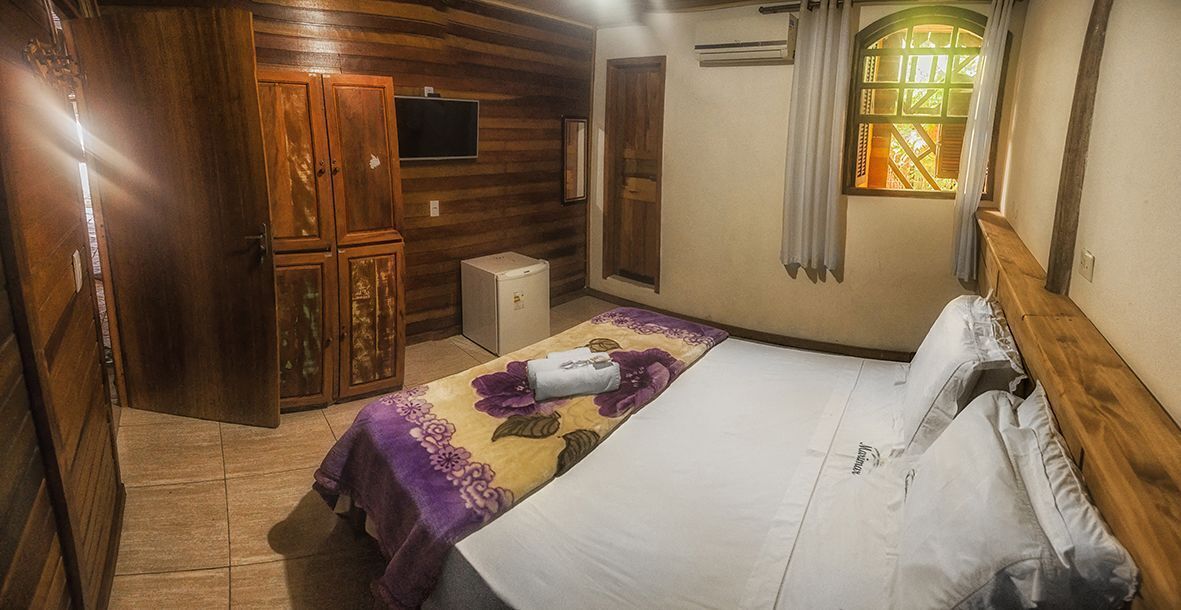 Sábanas de algodón egipcio, minibar, wifi gratis y ropa de cama 