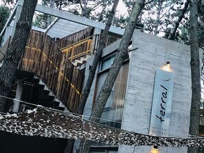 Bagian depan properti