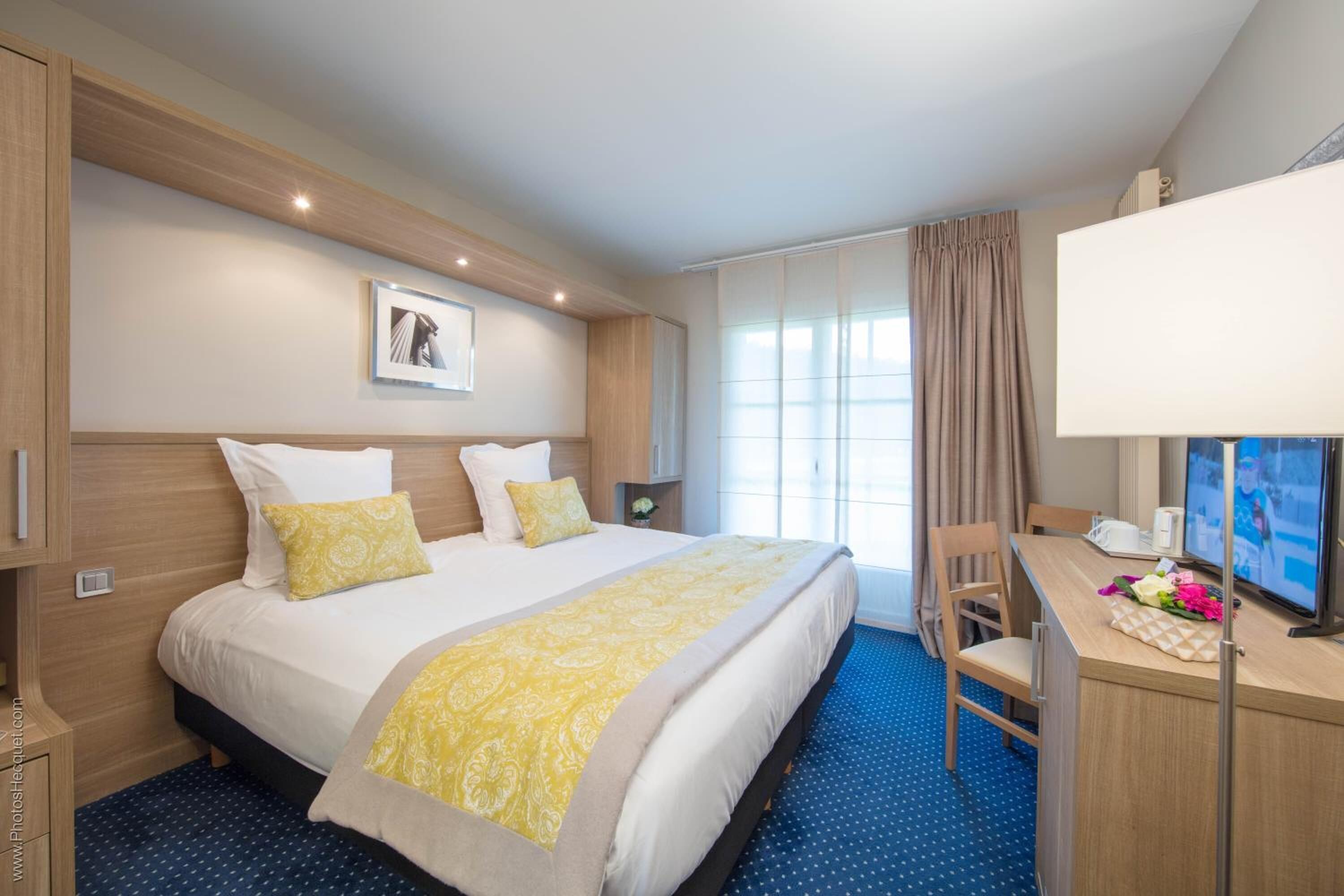 desk, blackout curtains, soundproofing, iron/ironing board