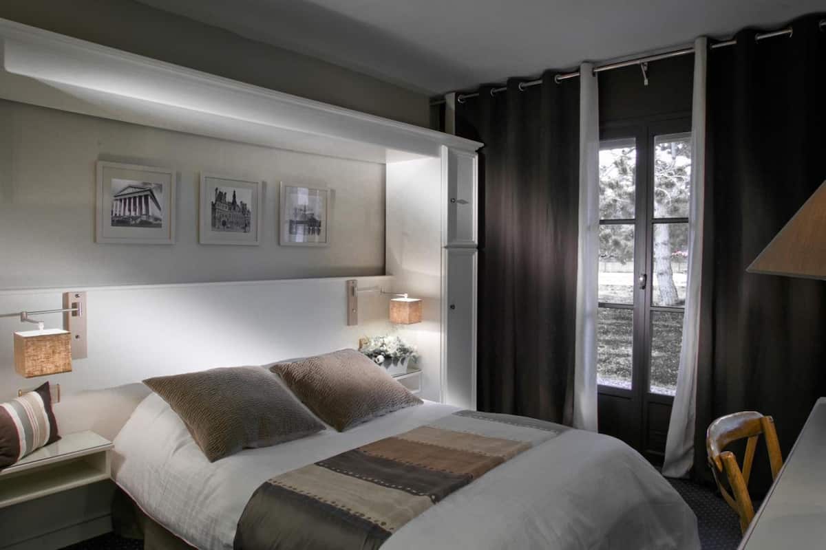 desk, blackout curtains, soundproofing, iron/ironing board