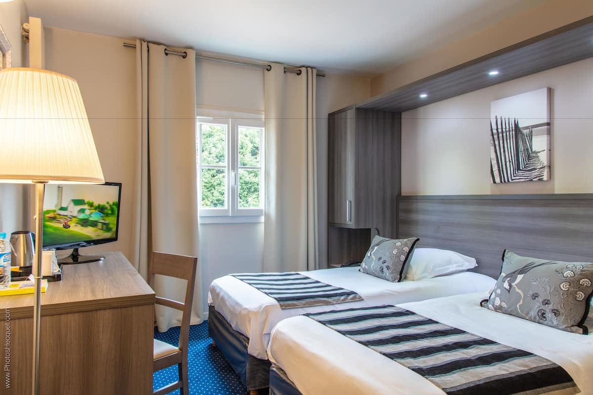 Standard-Doppelzimmer | Schreibtisch, Verdunkelungsvorhänge, schallisolierte Zimmer