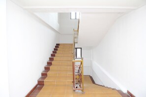 Staircase - Airy Eco Cibubur Jambore SMP 147 Jakarta (Jakarta)