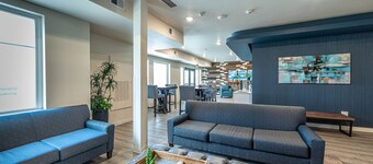 Soka Suites Dallas - Las Colinas